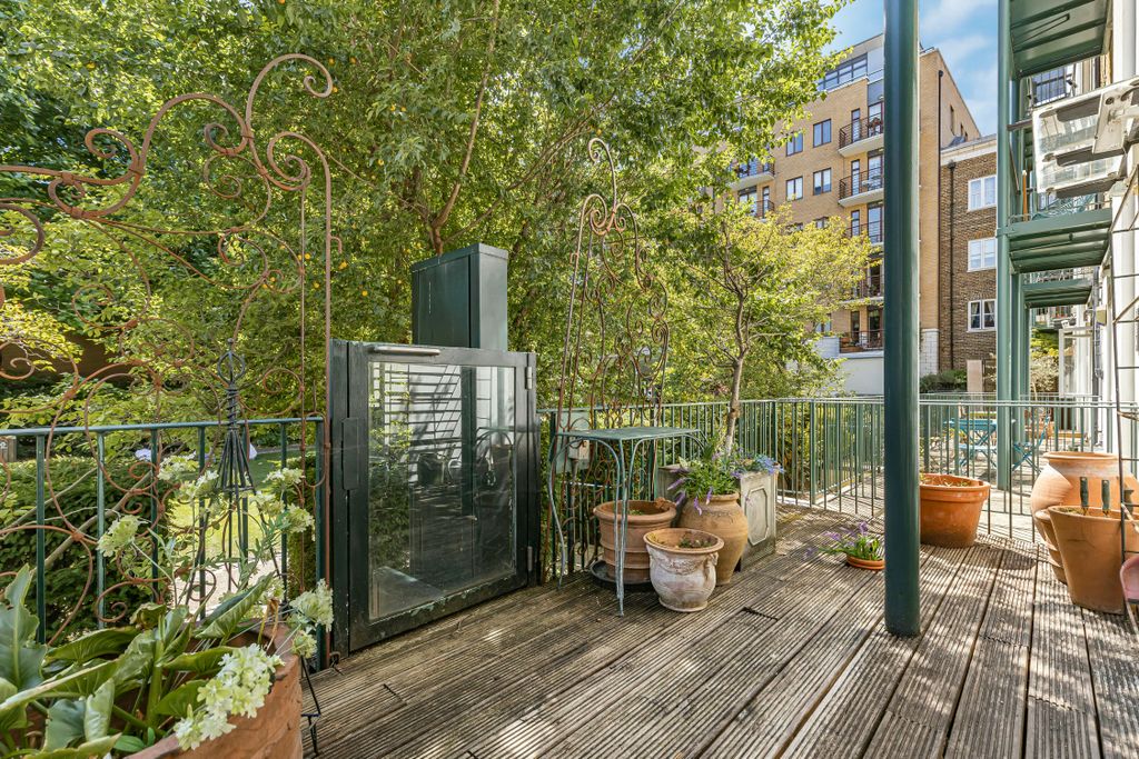 Property photo 1 of 12 Terrace