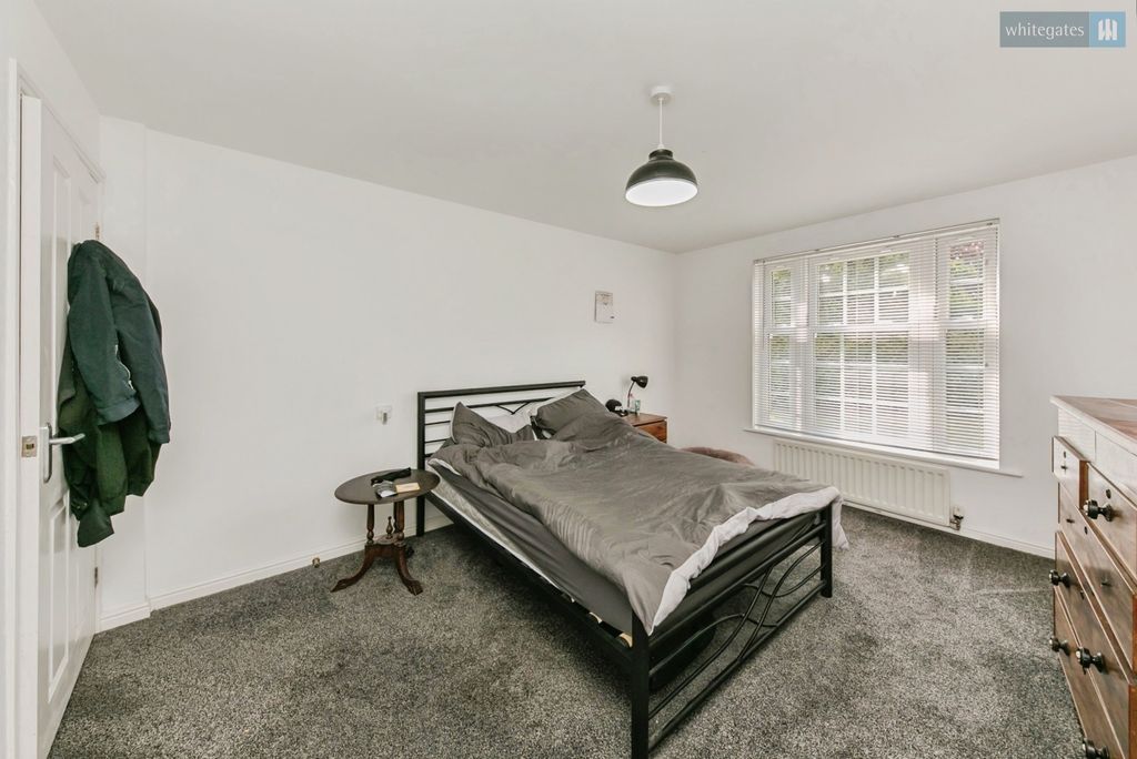 Property photo 3 of 12 Pbox-Img.Jpg