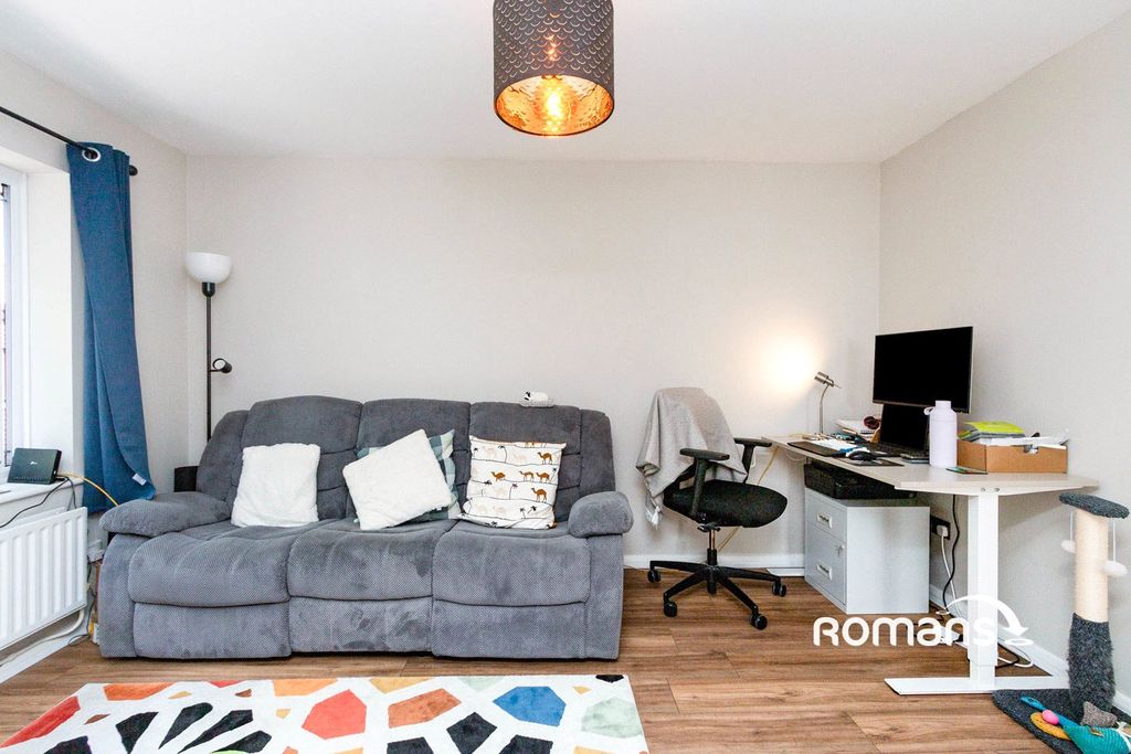 Property photo 3 of 11 Picture No. 06