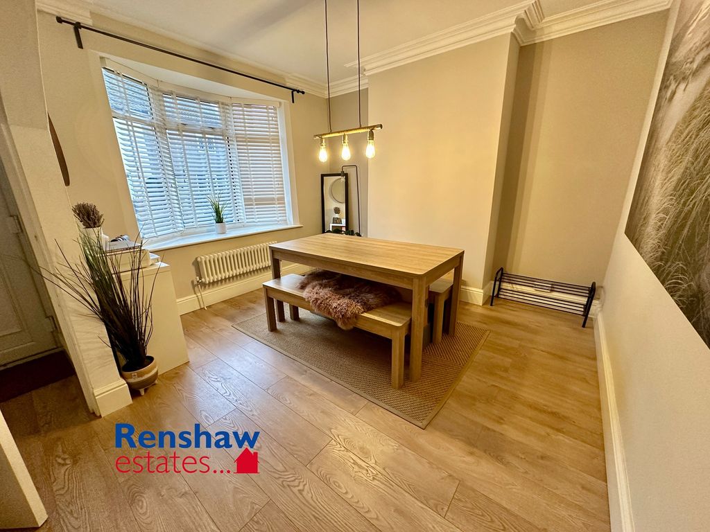 Property photo 2 of 11 Dr (2)