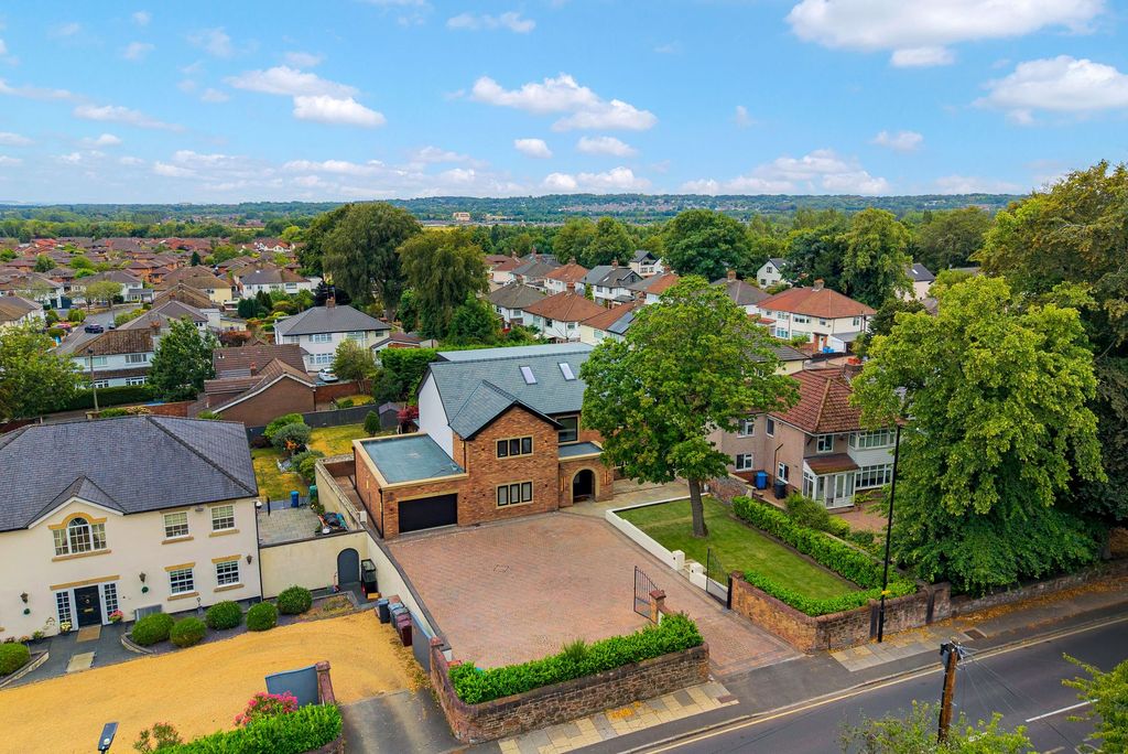 Property photo 1 of 70