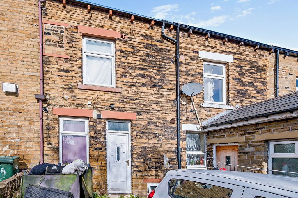 Property photo 1 of 26