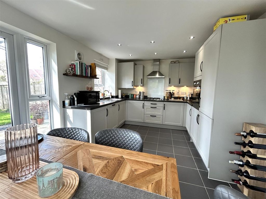 Property photo 2 of 16 Img_8452.Jpeg