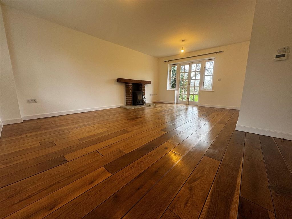 Property photo 3 of 12 Moonshine.Jpg