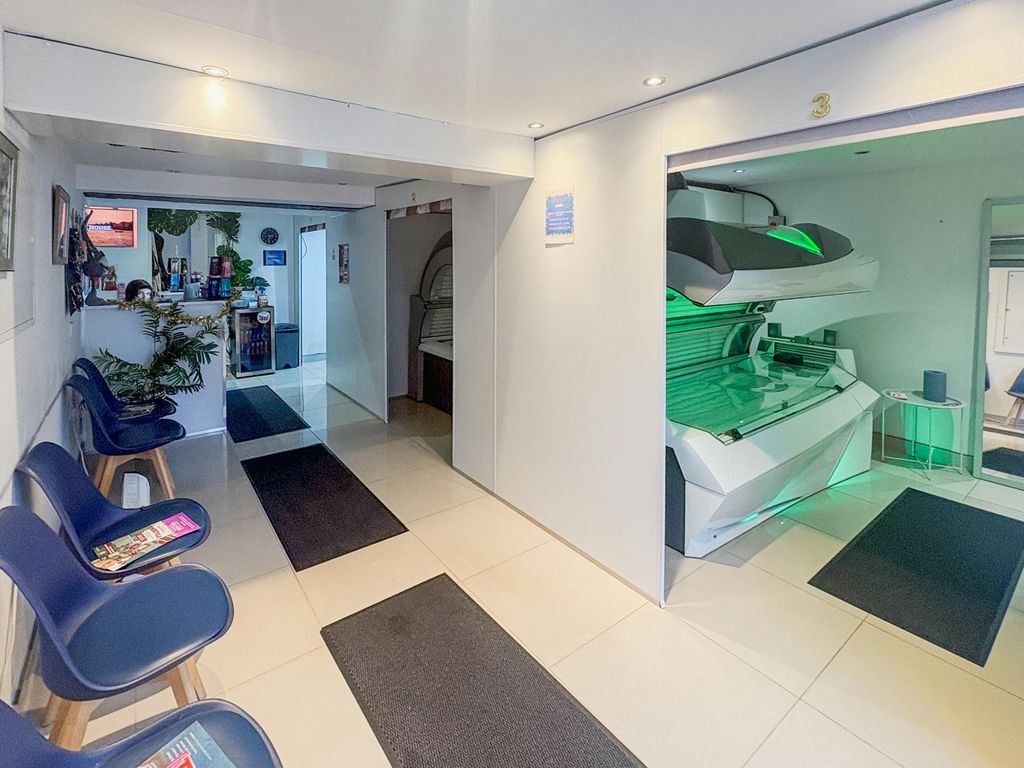 Property photo 2 of 8 9.Jpg