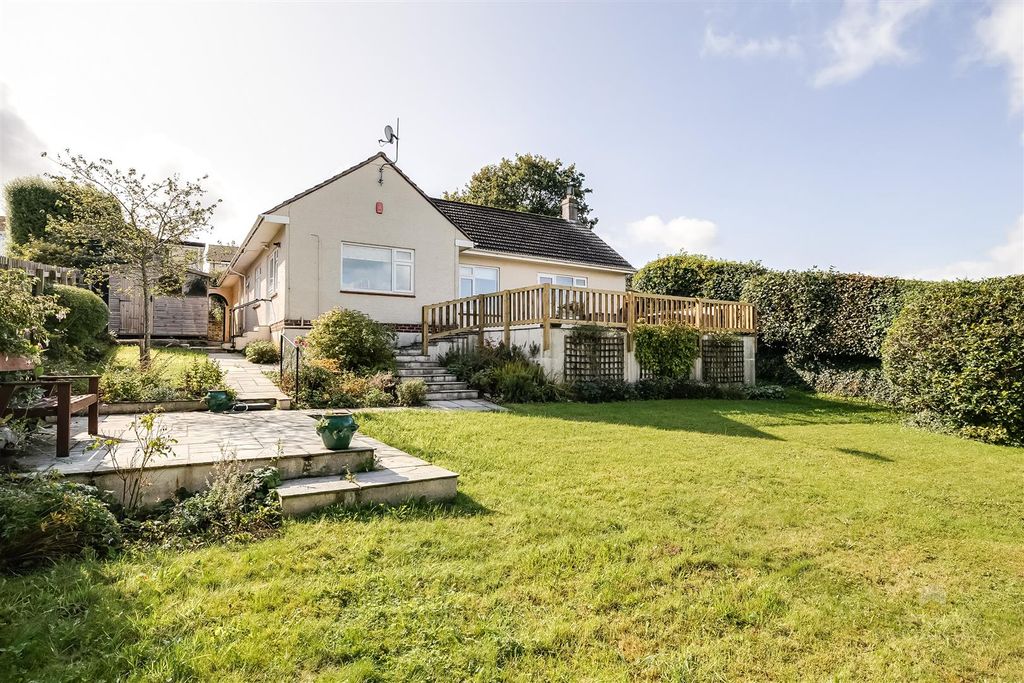 Property photo 2 of 18 0042.Jpg