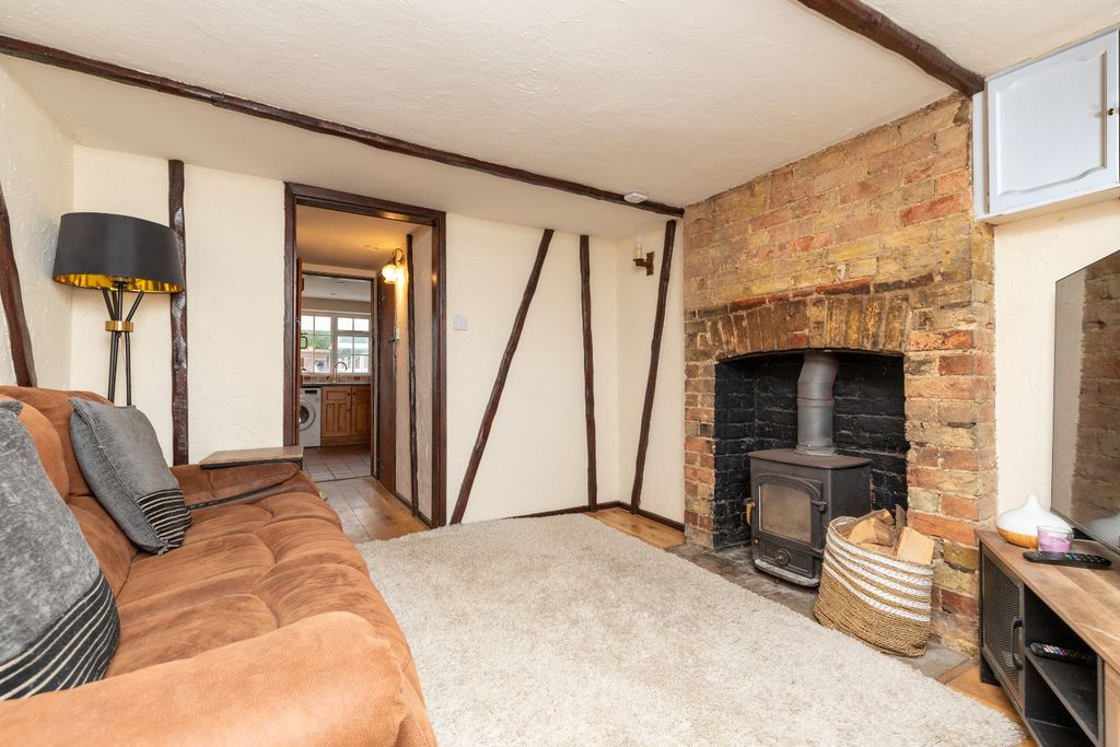 Property photo 2 of 12 4536962