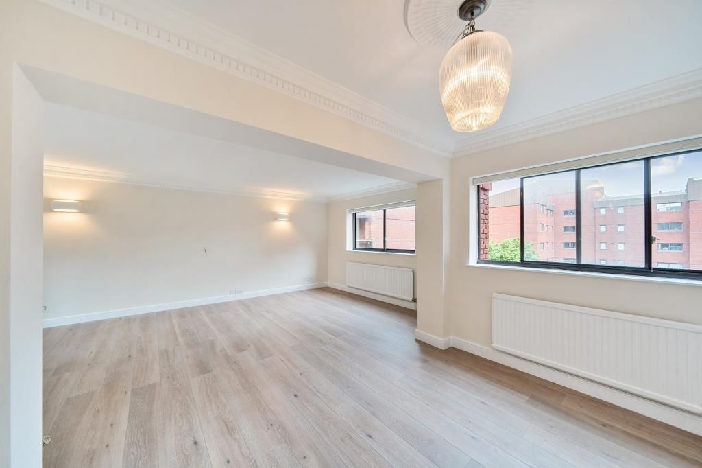 Property photo 3 of 21 Reception Room