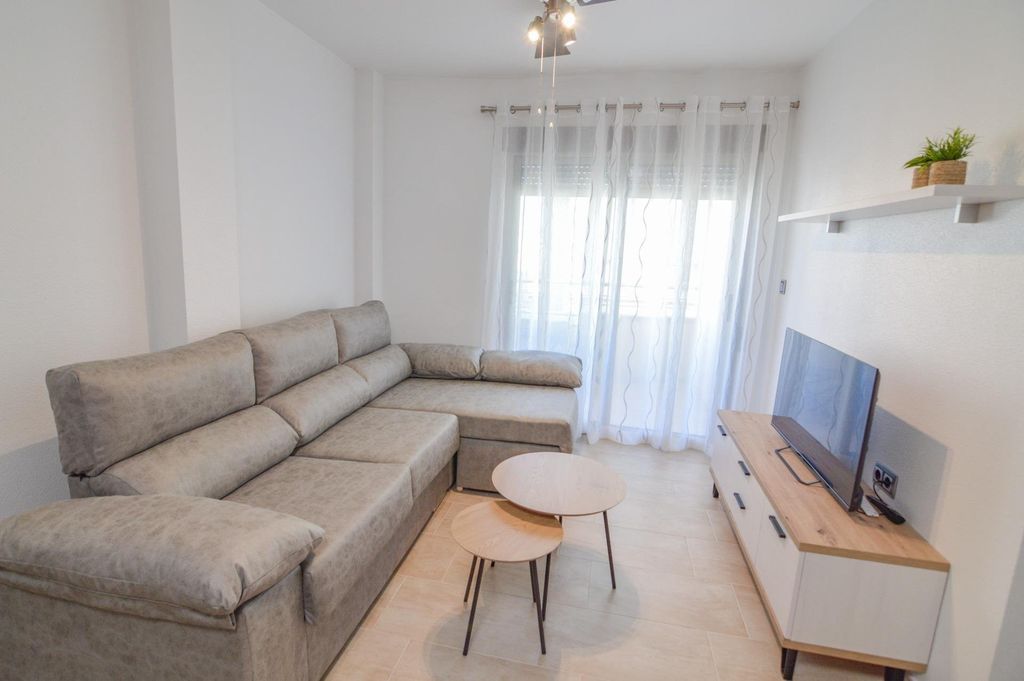 Property photo 3 of 36