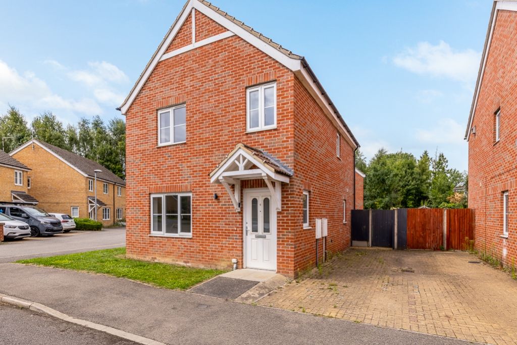 Property photo 1 of 12 5 Ostler Walk (Kirton)-2 - Copy