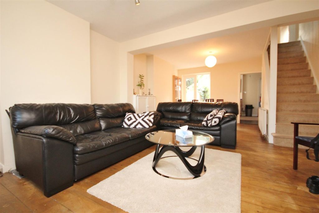 Property photo 2 of 8 Img_1977.Jpg