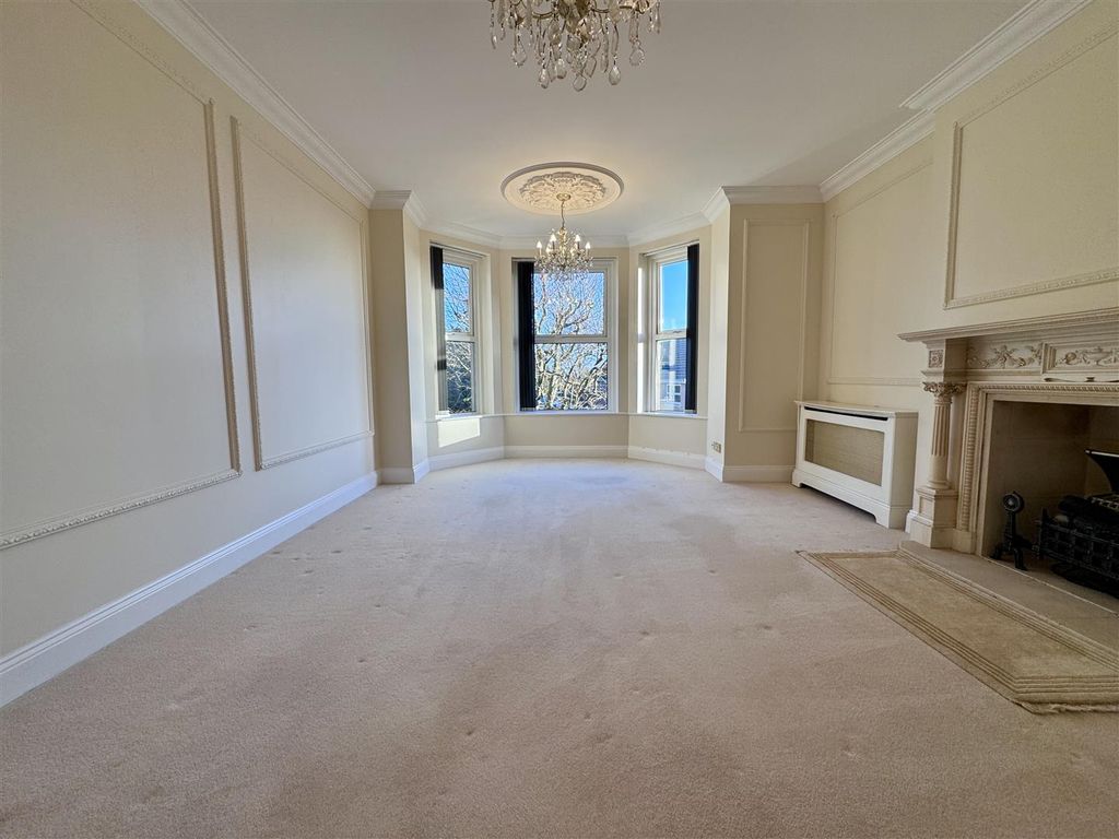 Property photo 3 of 22 Reception Room