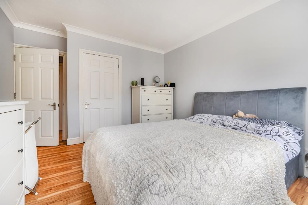 Property photo 2 of 21 Bedroom