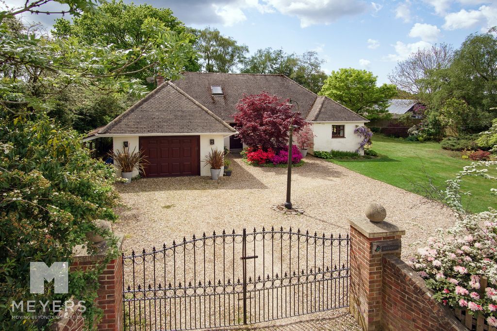 Property photo 1 of 27