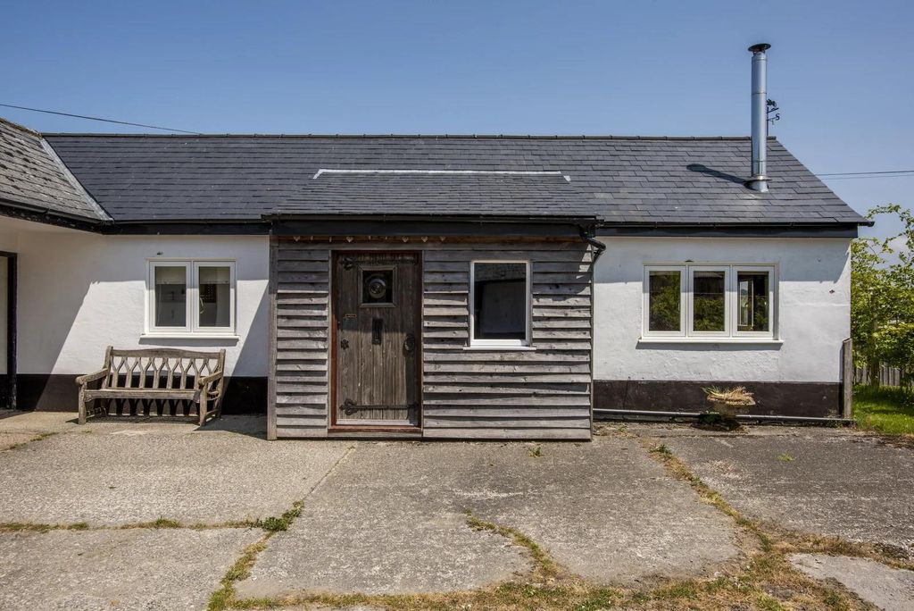 Property photo 1 of 30