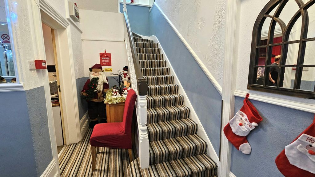 Property photo 2 of 10 20251218_121947E.Jpg