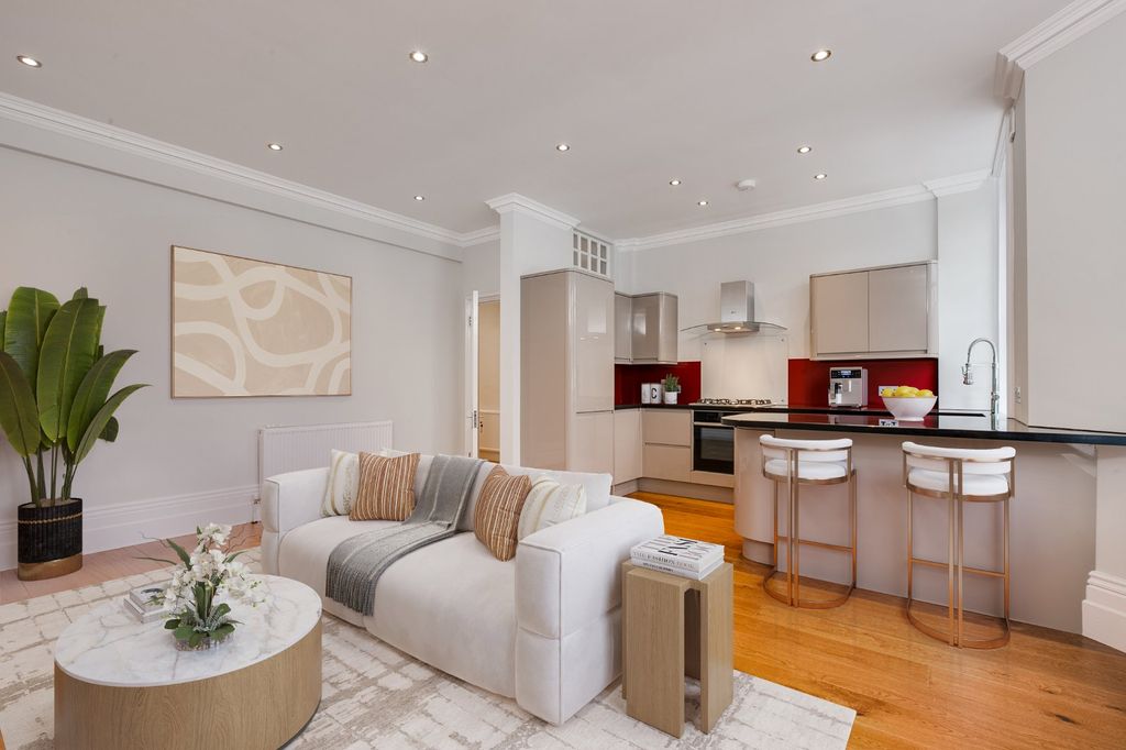 Property photo 2 of 7