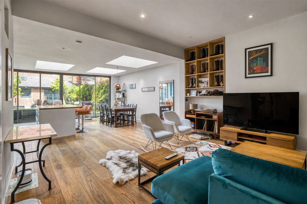 Property photo 3 of 19 Picture No. 37