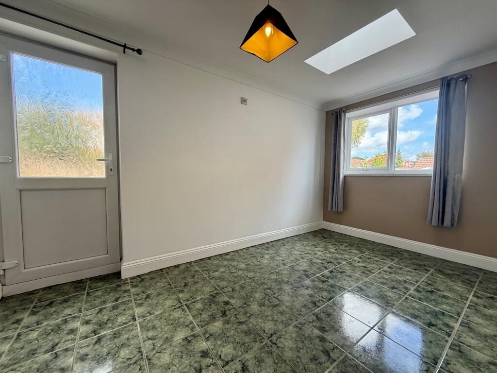Property photo 3 of 9 Living Room