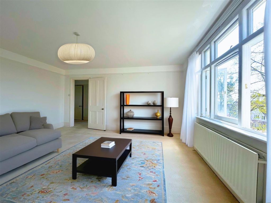 Property photo 2 of 7 c3F98Ac1-042d-4c4F-Aee1-990c0ee4Bf60.Png