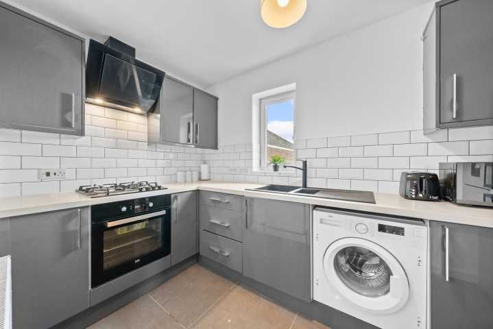 Property photo 3 of 22