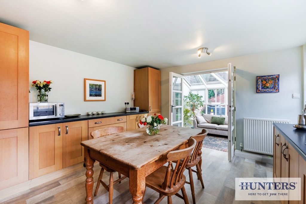 Property photo 2 of 22 92569_18-Rythergate-Cawood  (8) - Copy.Jpg