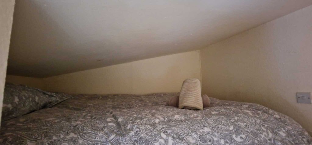 Property photo 3 of 12 Bedroom