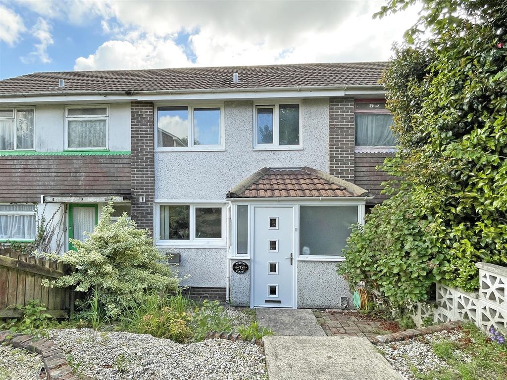 Property photo 1 of 17 Ditton Court 7 - Front.Jpg
