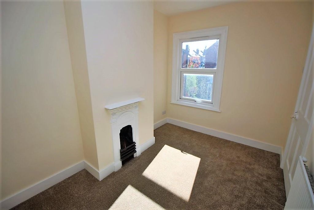 Property photo 2 of 9 Bedroom 3