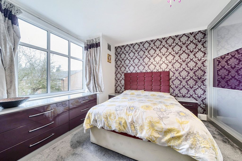 Property photo 2 of 11 Picture No. 06