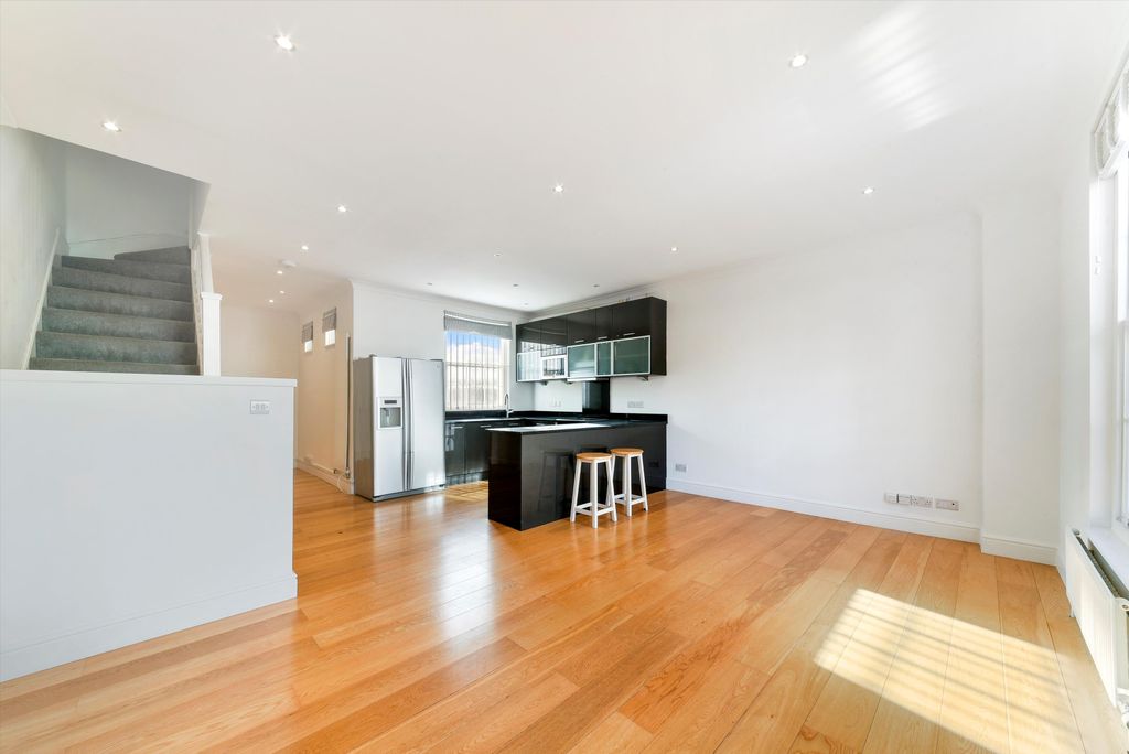Property photo 1 of 15 Image