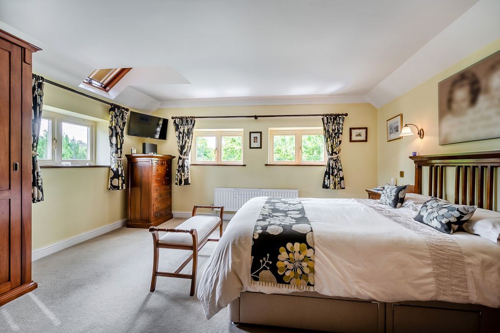 Additional image 24 of 5 bed detached house for saleHigh Street South, Tiffield, Towcester Northamptonshire NN12