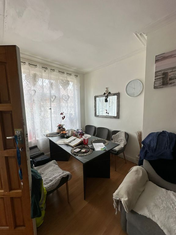 Property photo 2 of 7