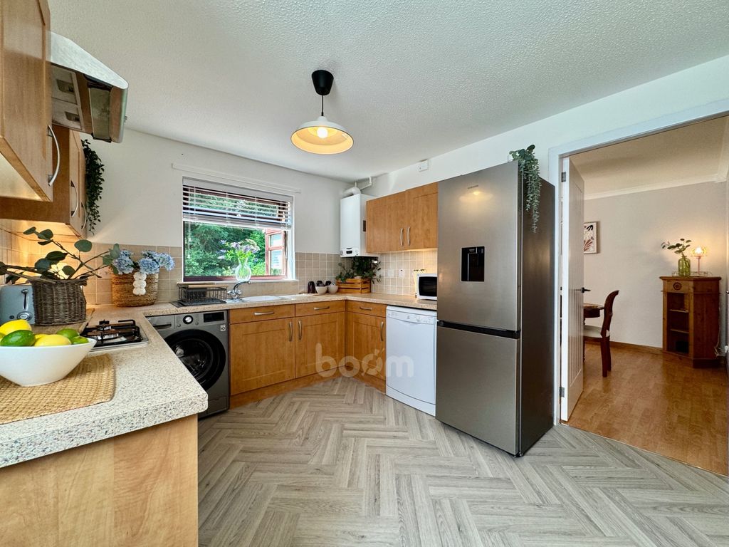 Property photo 3 of 39 Img_3446