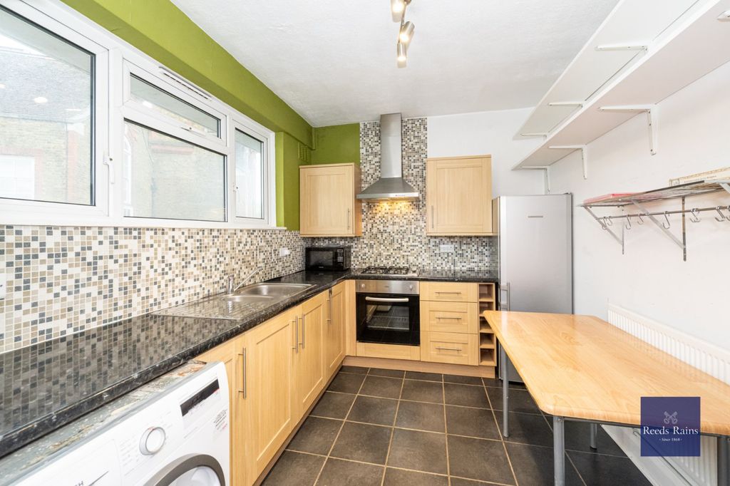 Property photo 1 of 13 Kitchen