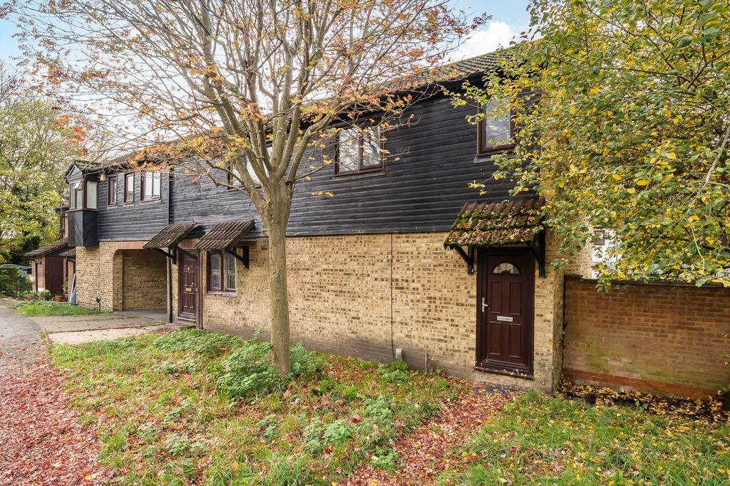 Property photo 2 of 22