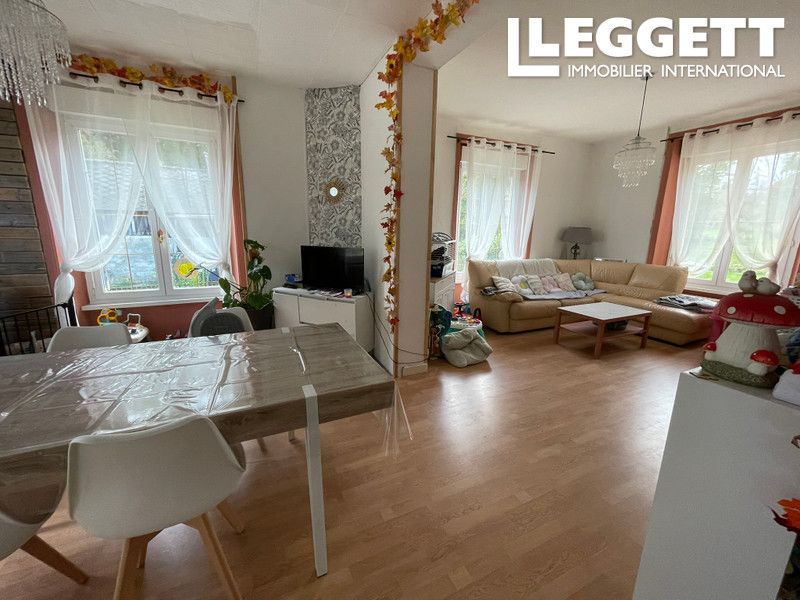 Property photo 3 of 10