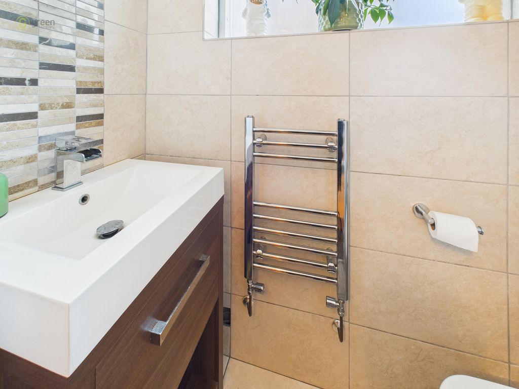 Property photo 3 of 42 Cam04425G0Pr0312Still006