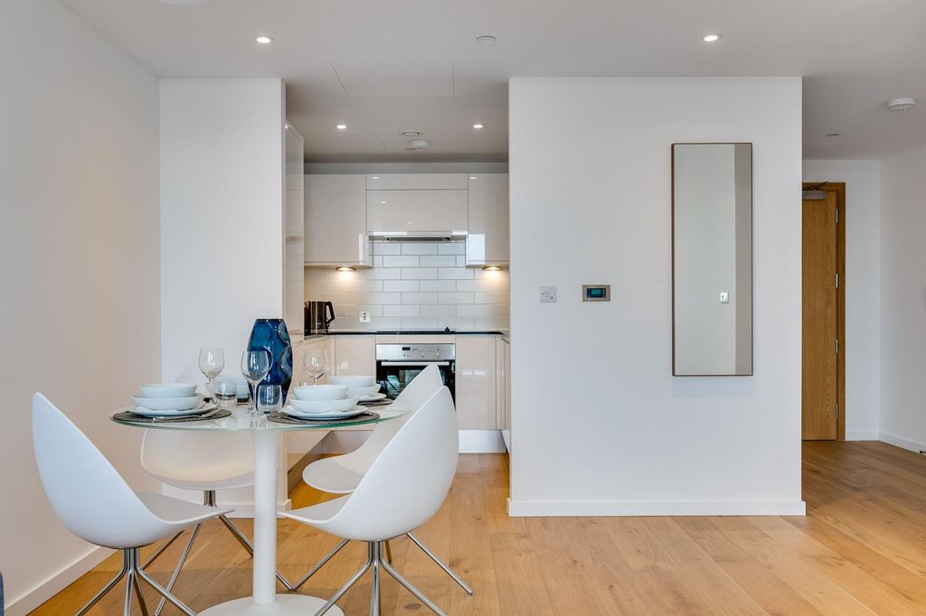 Property photo 2 of 9 Reception