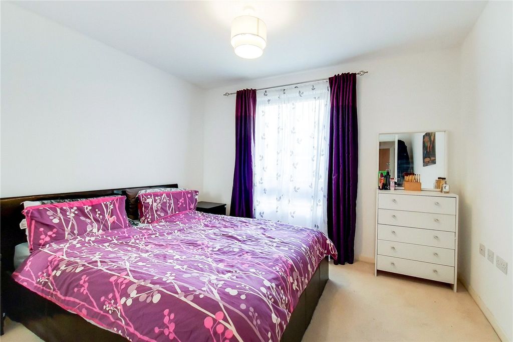 Property photo 3 of 9 Picture No. 05