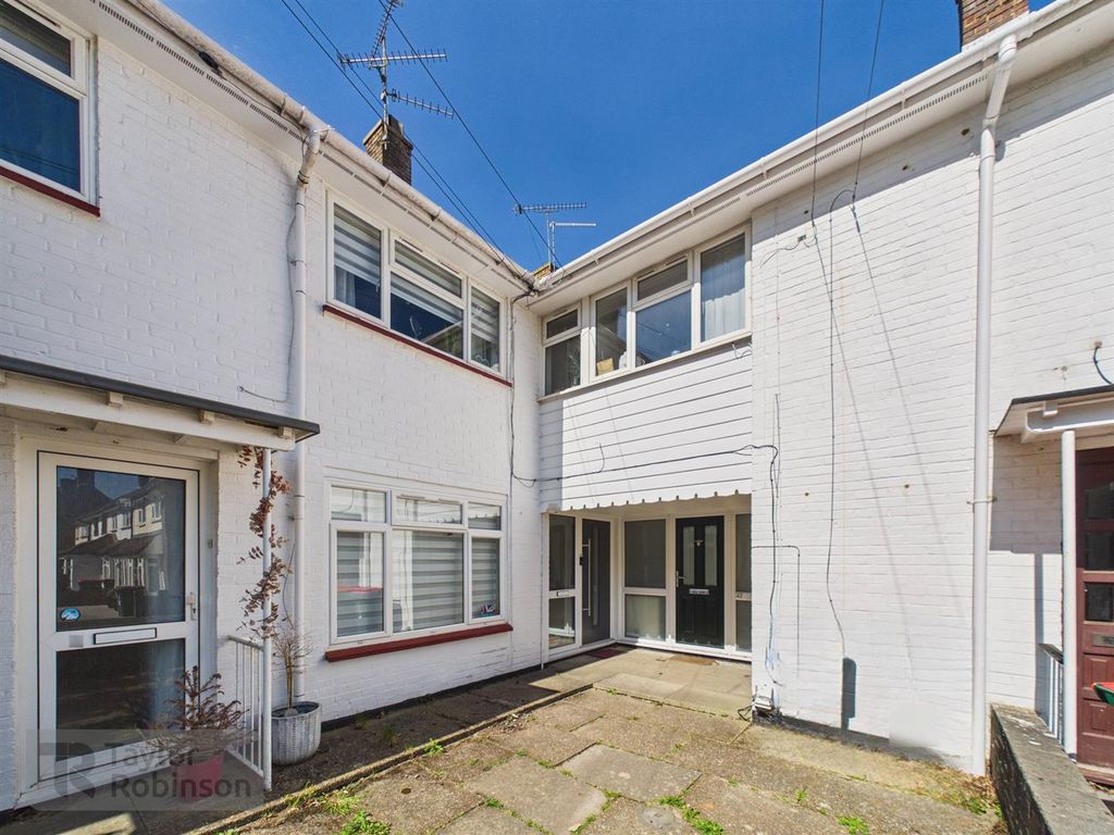 Property photo 1 of 9 Cam02600G0-Pr0711-Still019.Jpg