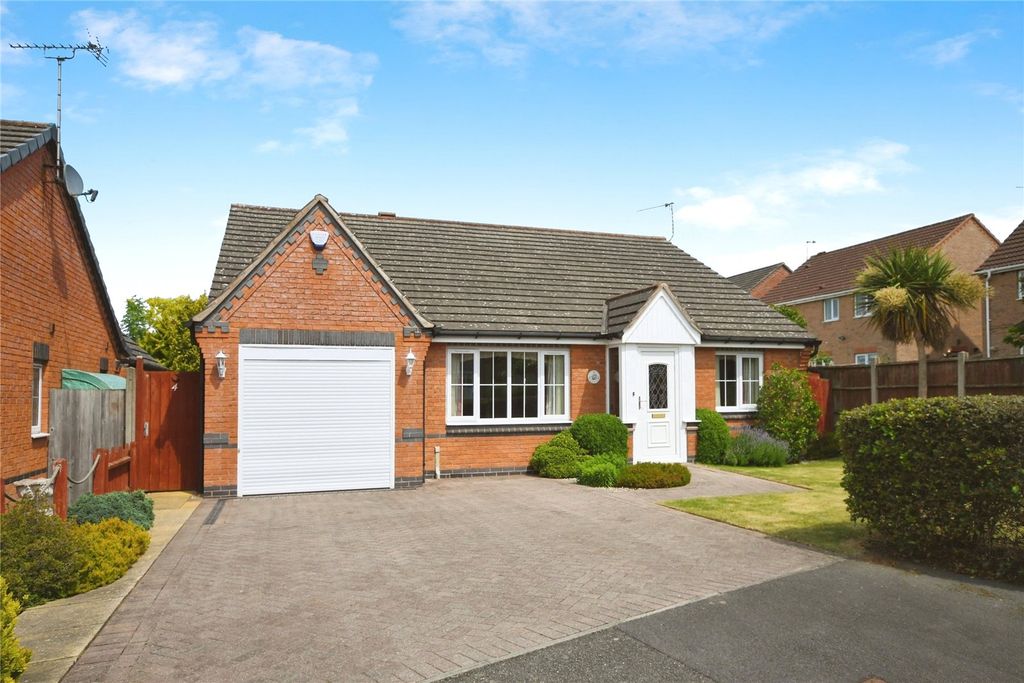 Property photo 1 of 17 Picture No. 01