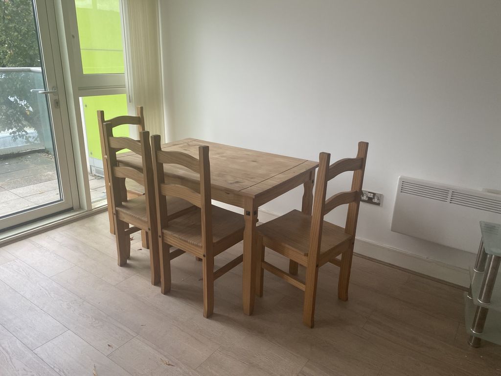 Property photo 3 of 10 Thumbnail_Img_5012