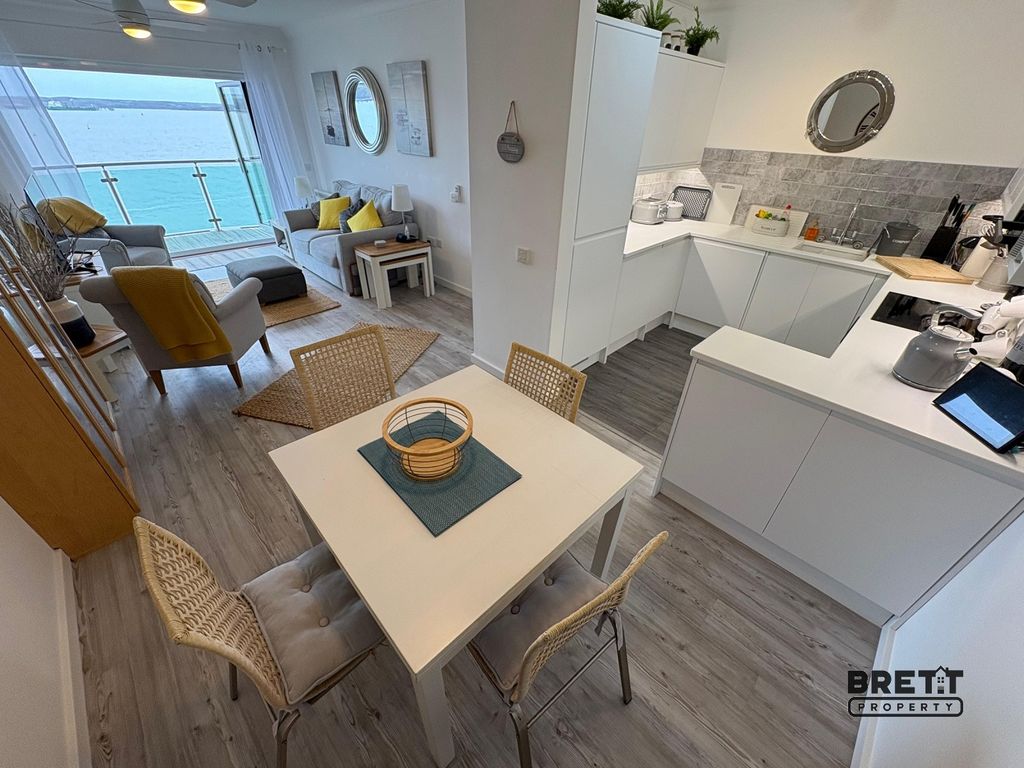 Property photo 1 of 10 Main Image