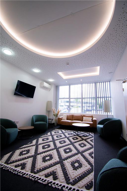 Property photo 3 of 12 Photo 2