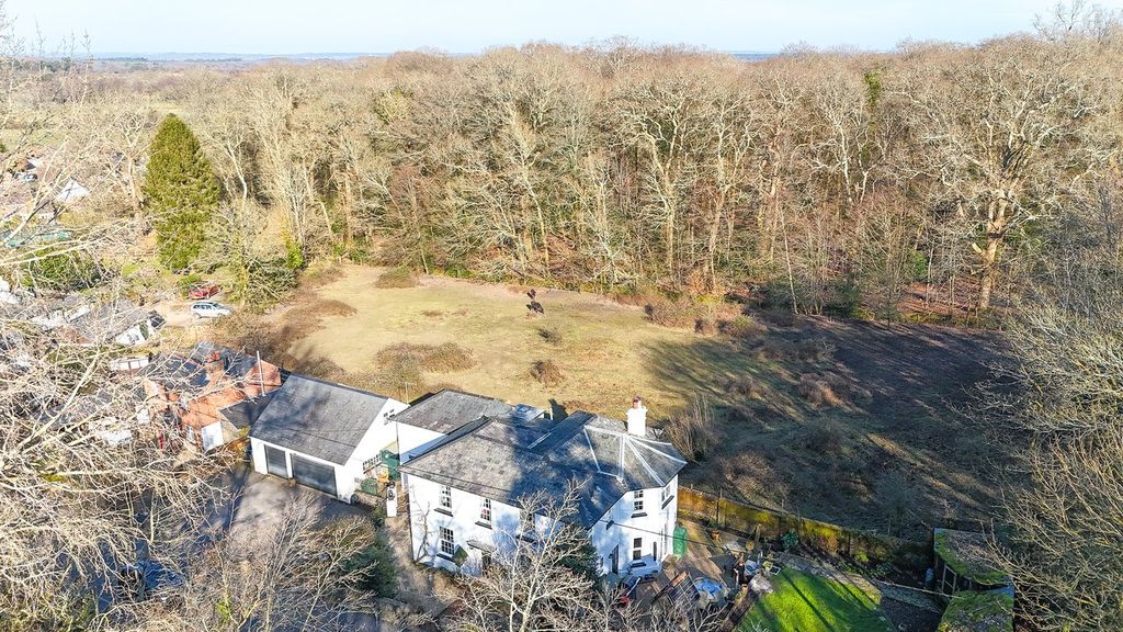 Property photo 3 of 19