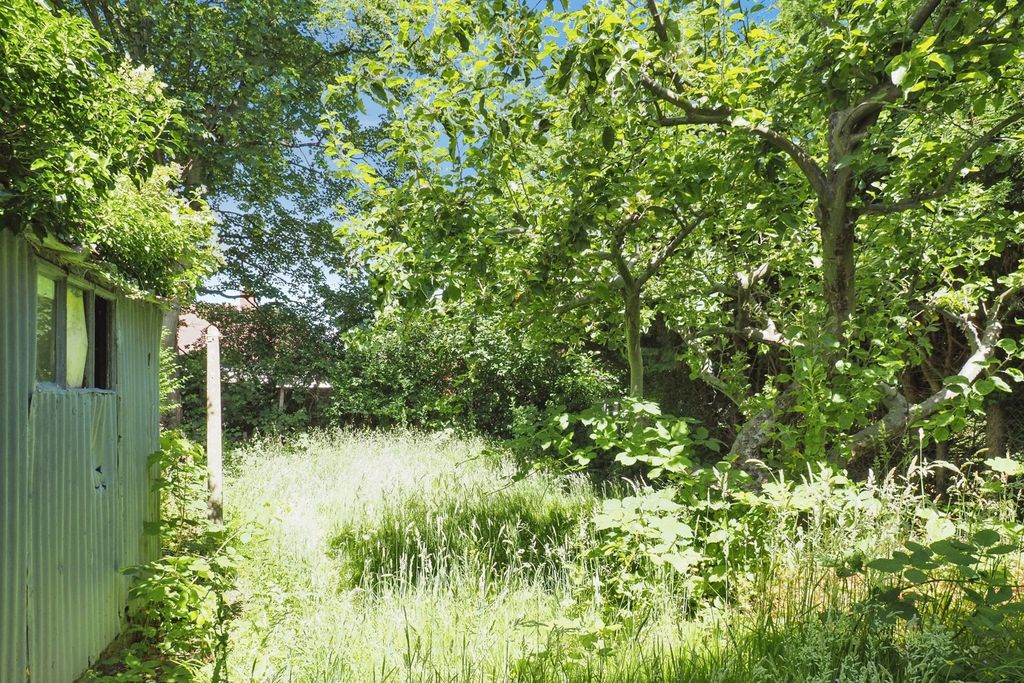 Property photo 3 of 17 Pbox-Img.Jpg