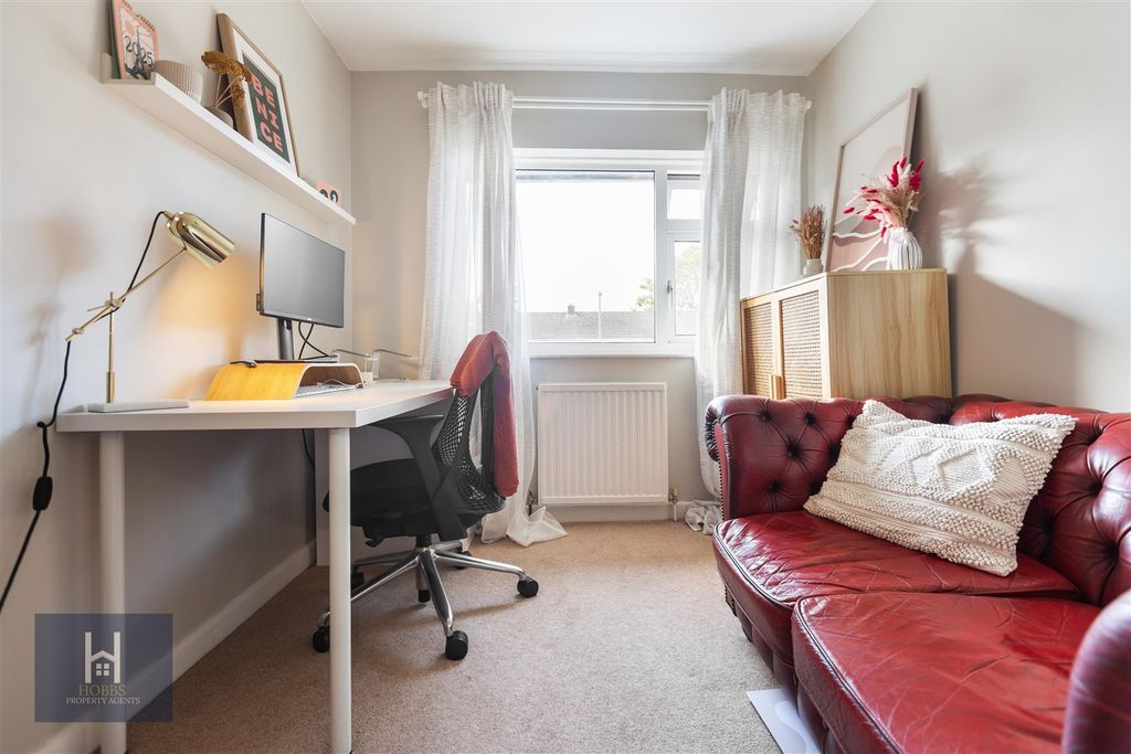 Property photo 3 of 18 Img_1587.Jpg