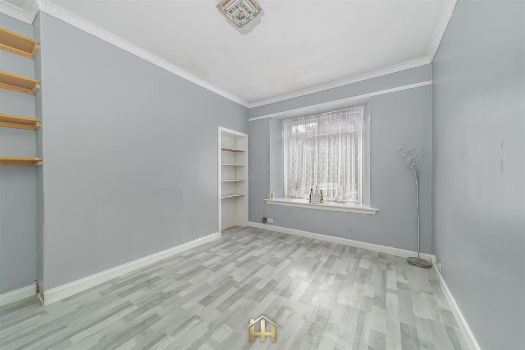 Property photo 3 of 23 G-R 93 Dens Road Dundee Dd3 7Hu 120826 Edit (1 Of