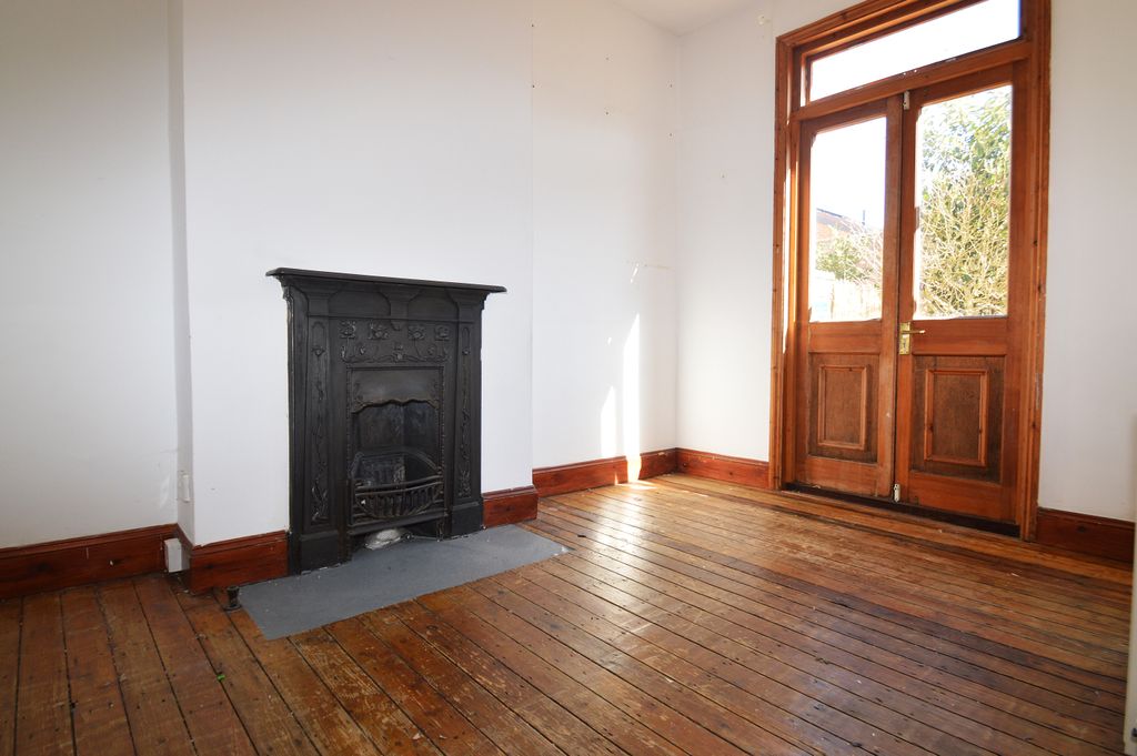 Property photo 2 of 8 Dsc_1511